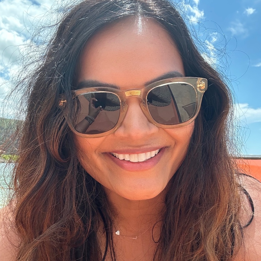 Meet your Posher, Alpa.